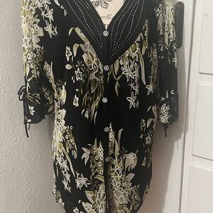 Floral Black and Green Women's Top